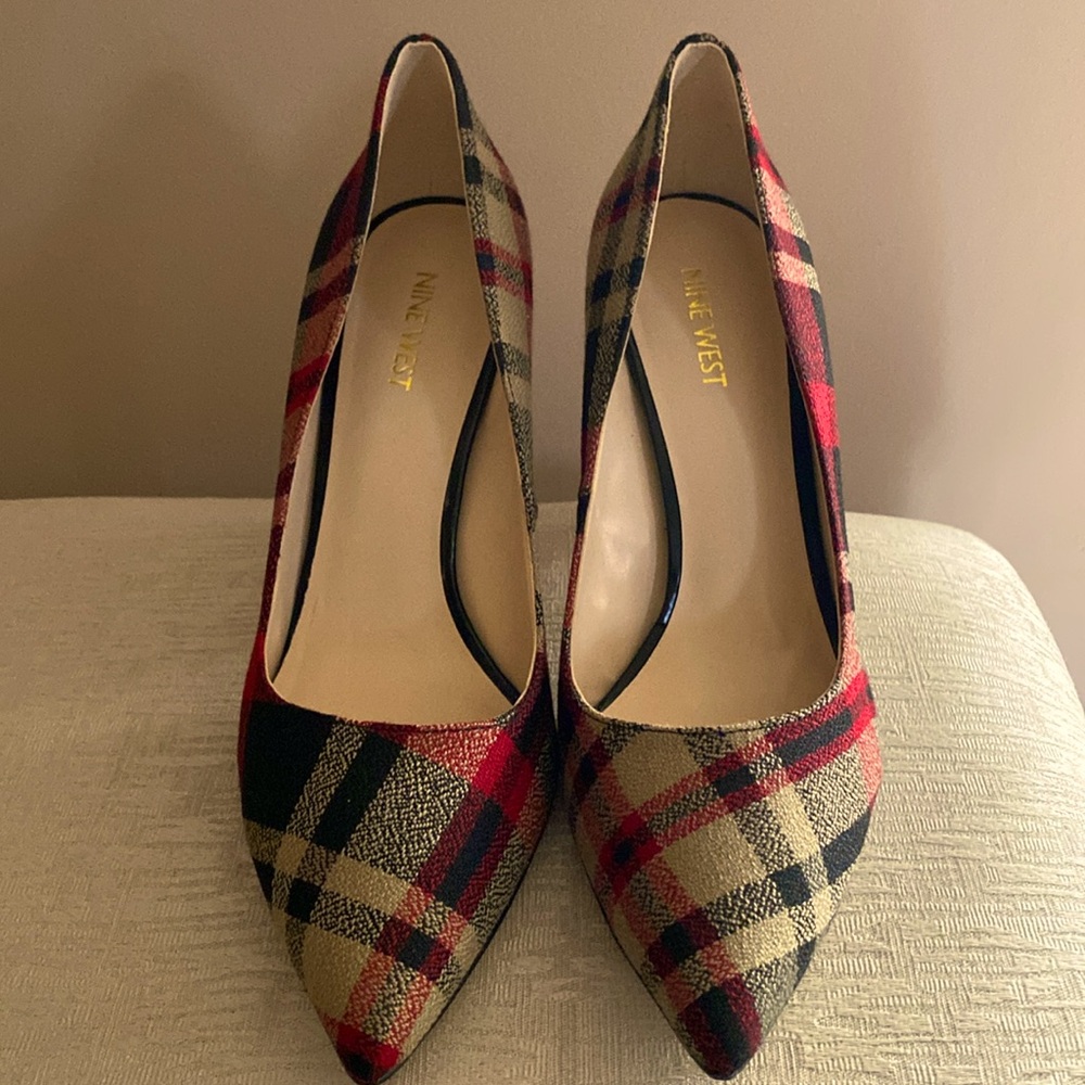 Shoe